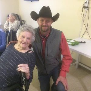 Meet your Posher, Corey